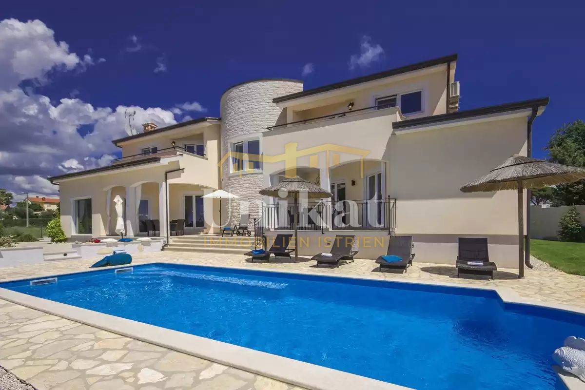 Luksuzna vila s fantastičnim pogledom na morje